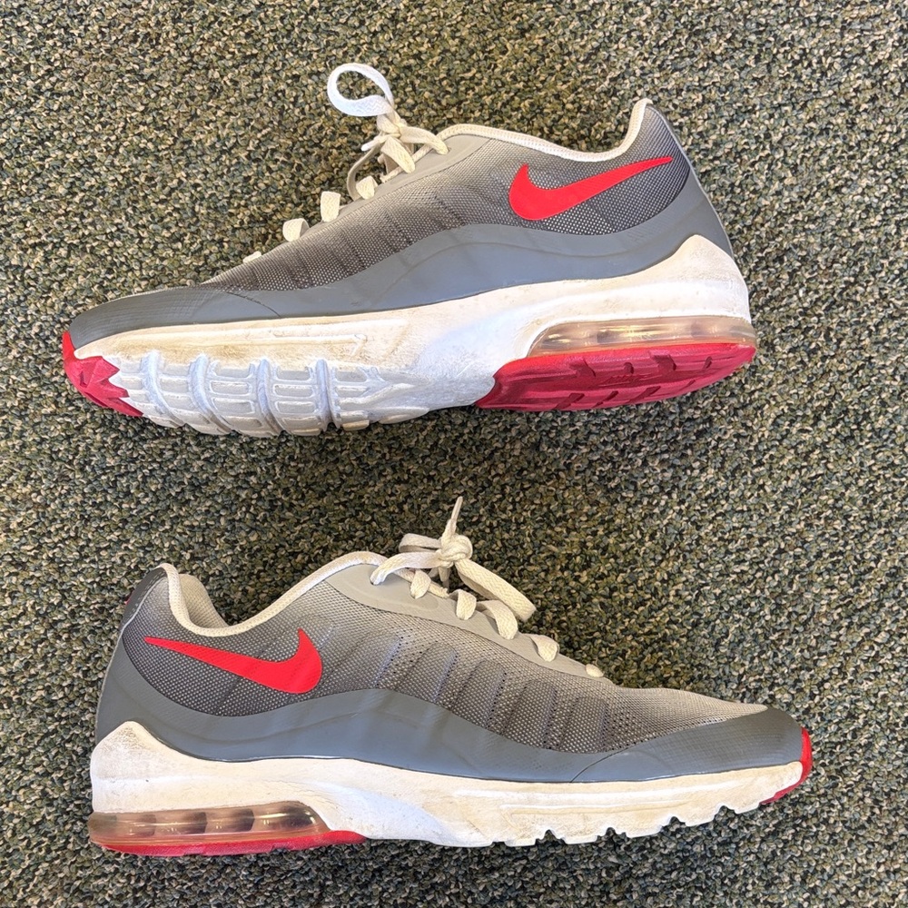 Nike Air Invigor - Picture 2 of 5